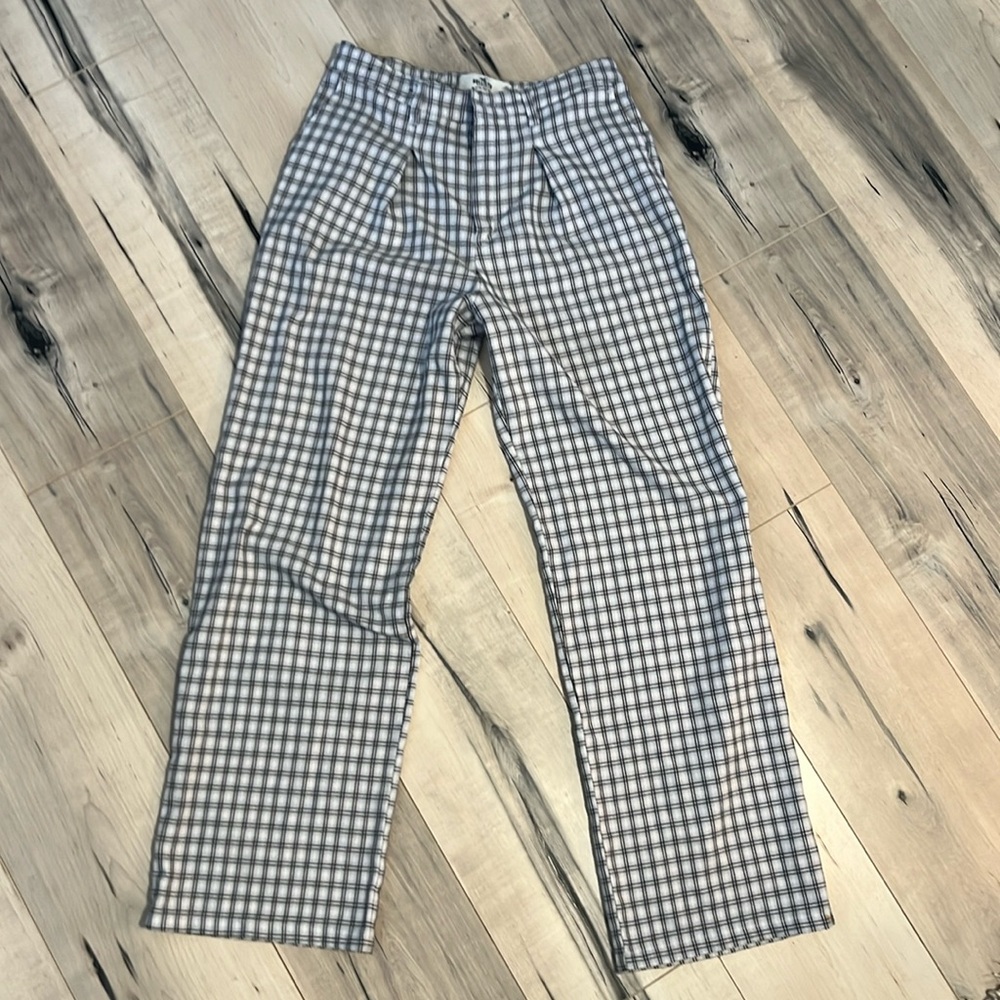 Hollister high rose , wide leg plaid pants